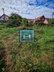 Plac u Trešnjevici do glavnog puta