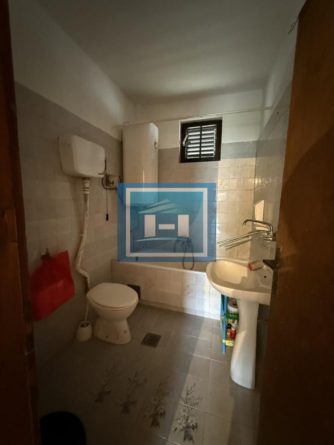 Povoljna kuća na dobroj lokaciji