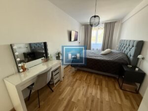 Na prodaju – Porodični stan u luksuznom kompleksu