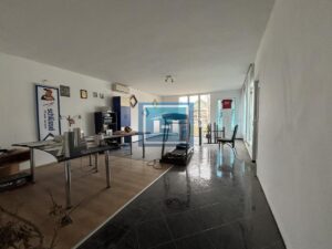 Hala 400 m² na placu od 36 ari – odlična investicija u Ribaru