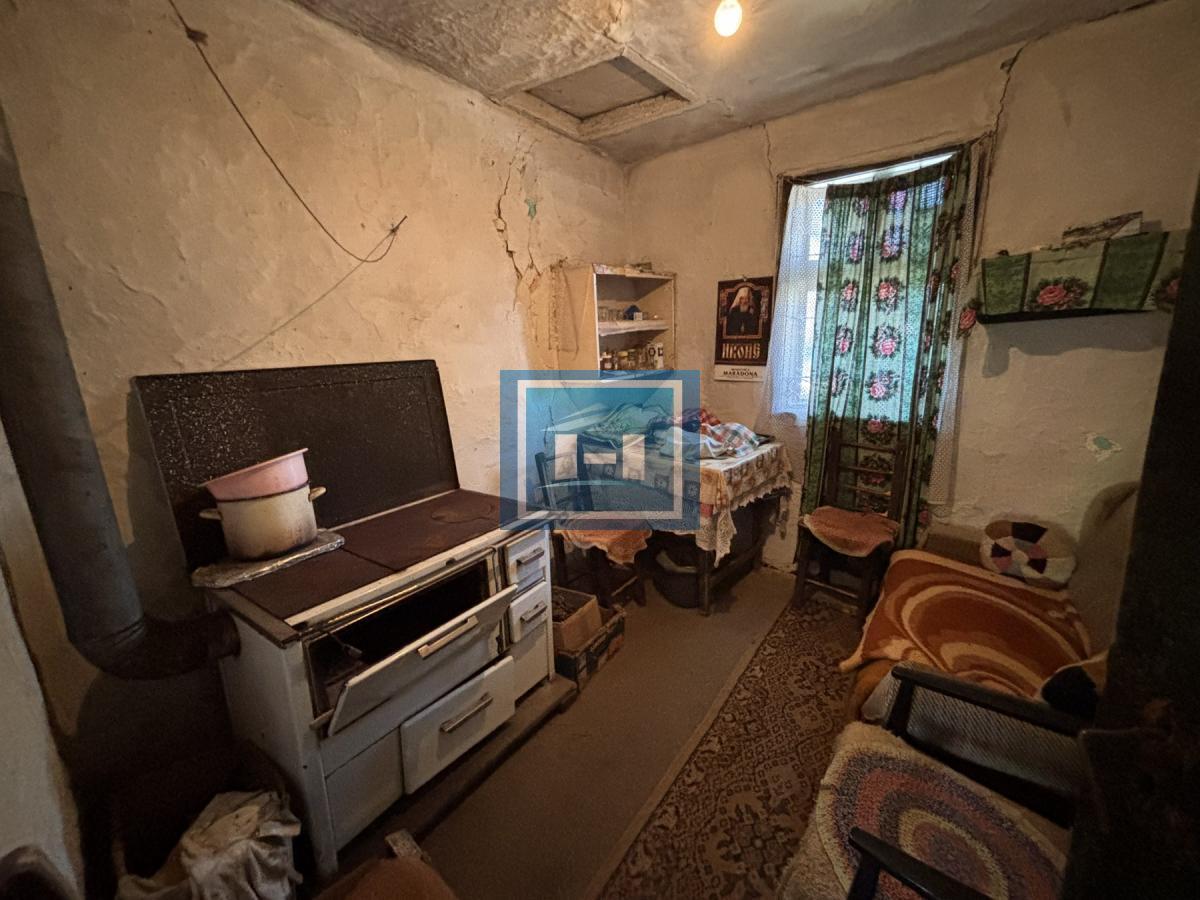 Na prodaju – Seosko imanje u Dubokoj (7.7 ari), kuća + pomoćne zgrade + dodatna parcela | SAMO 13.000 €