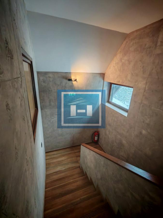 Pet zasebnih stambenih jedinica u Konacima