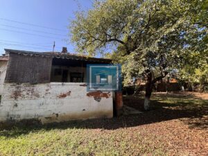 Na prodaju – Seosko imanje u Dubokoj (7.7 ari), kuća + pomoćne zgrade + dodatna parcela | SAMO 13.000 €