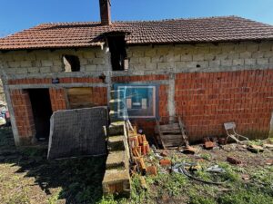 Povoljna kuća u selu Miloševo