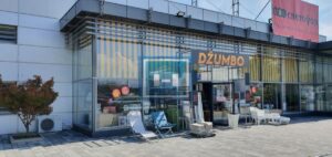 IZDAJE SE POSLOVNI PROSTOR SA MAGACINOM – IZMEĐU ĆUPRIJE I PARAĆINA