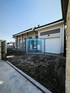 Ekskluzivna Novogradnja u Varvarinu – Prostran Dom iz Snova!