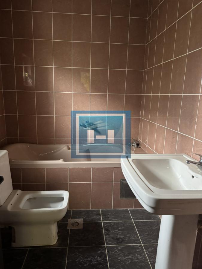 PRODAJEMO PROSTRANU KUĆU – MIRNA ULICA, BLIZINA SVIH SADRŽAJA