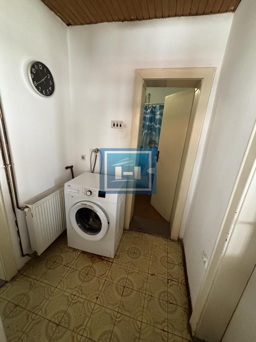 Manja, prizemna kuća