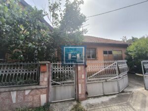Prizemna kuća od 92 m² sa garažom – Ćuprija, blizina Doma zdravlja