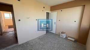 PRODAJE SE STAN U STROGOM CENTRU – DVOSTRANO ORIJENTISAN SA POGLEDOM NA CRKVU I CENTAR GRADA!