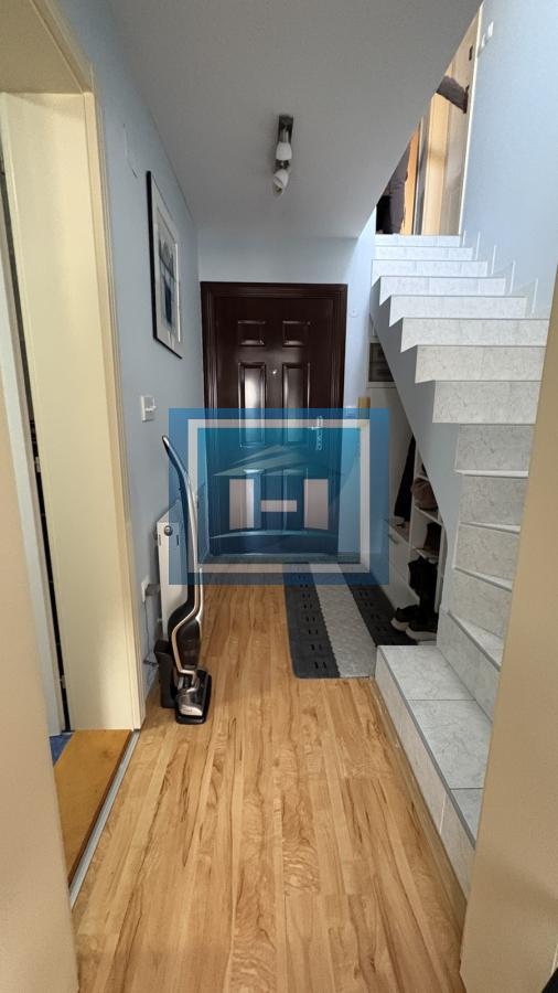 Kompletno namešten porodični stan