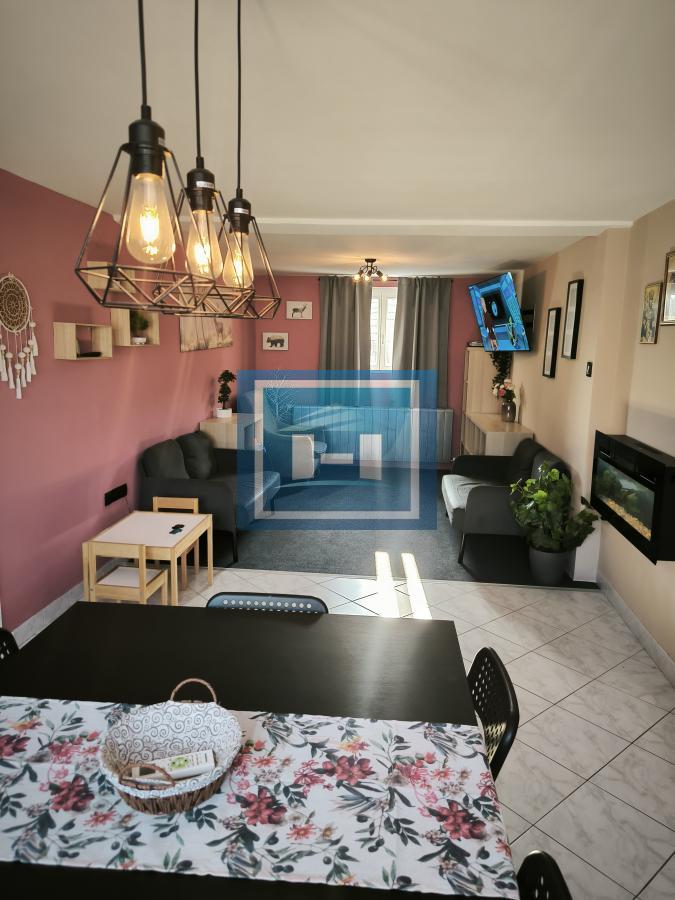 Kompletno nameštena moderna kuća u Ćupriji