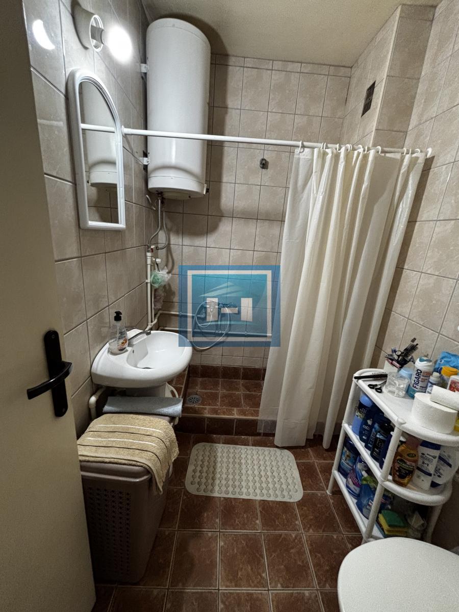 Lamela na Strelištu sa garažom