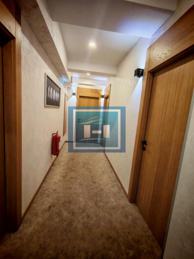 Pet zasebnih stambenih jedinica u Konacima