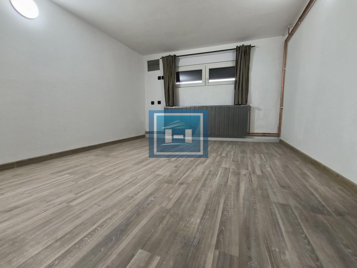 Kompletno nameštena moderna kuća u Ćupriji