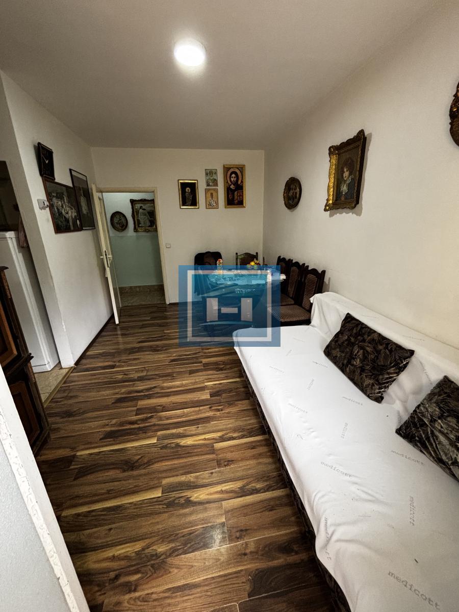 Lamela na Strelištu sa garažom