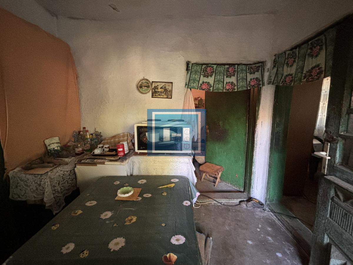 Na prodaju – Seosko imanje u Dubokoj (7.7 ari), kuća + pomoćne zgrade + dodatna parcela | SAMO 13.000 €