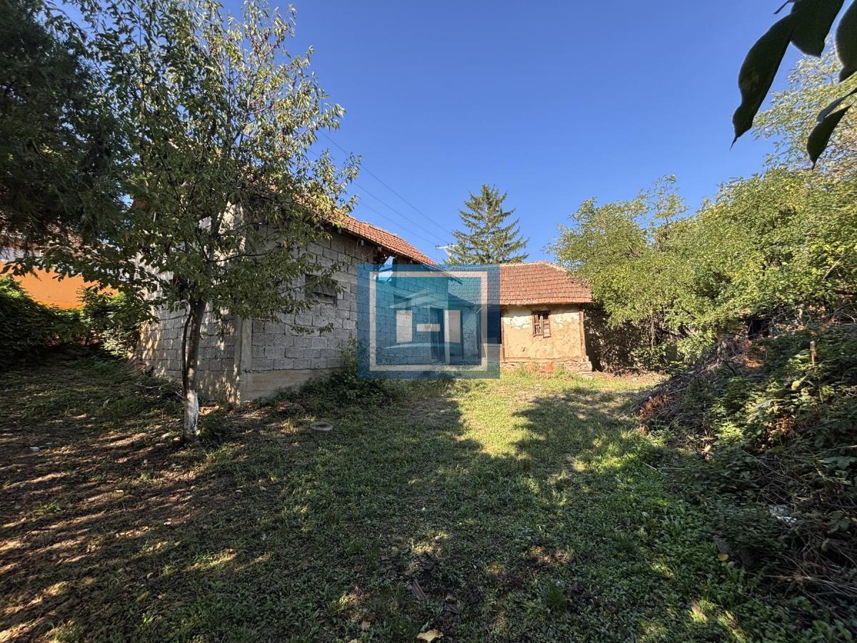 Na prodaju – Seosko imanje u Dubokoj (7.7 ari), kuća + pomoćne zgrade + dodatna parcela | SAMO 13.000 €