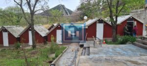Na prodaju funkcionalan kamp u Buljarici, opština Budva – samo 400 metara od mora!