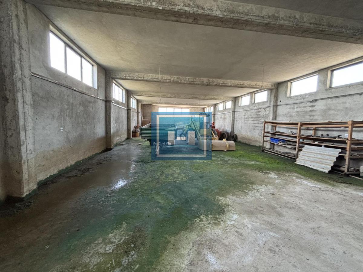 Hala od 1060m2 za izdavanje