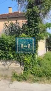 Kuća na gradskoj lokaciji u bizini aqva Parka na 100 metara od Aqva Parka