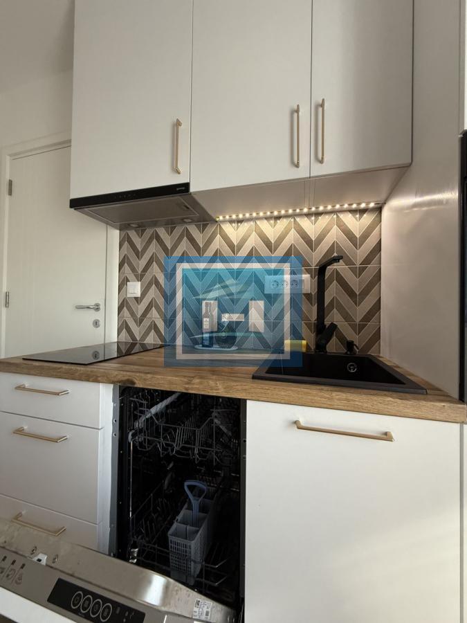 Na prodaju – Porodični stan u luksuznom kompleksu