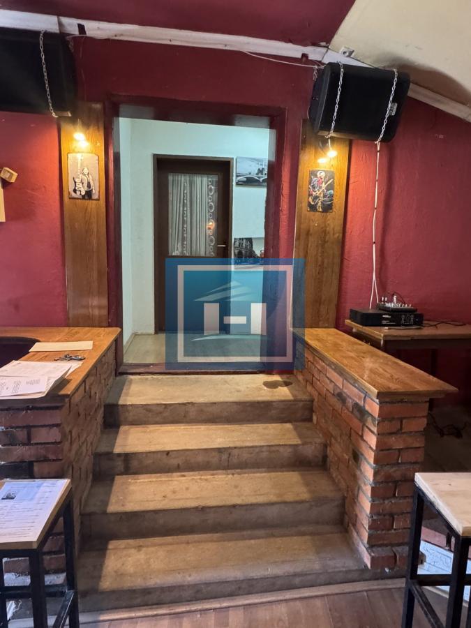 Izuzetna prilika: Poslovno-stambeni kompleks 900 m² na TOP lokaciji u Despotovcu