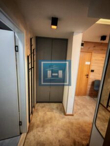 Pet zasebnih stambenih jedinica u Konacima