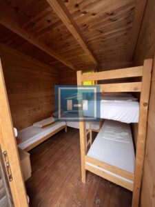 Na prodaju funkcionalan kamp u Buljarici, opština Budva – samo 400 metara od mora!