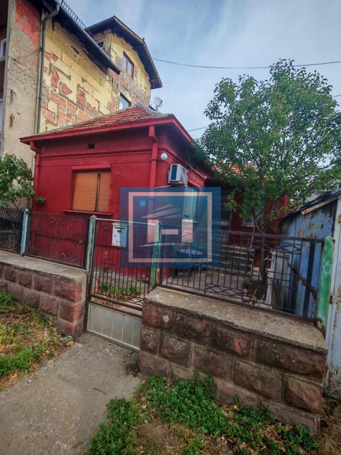 Starija kuća za renoviranje