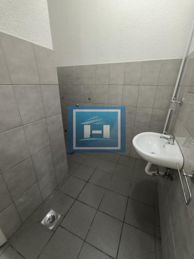 IZDAVANJE LOKALA – CENTAR GRADA – 130m²