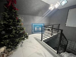 EKSKLUZIVNA PONUDA – Prostrana porodična kuća vrhunskog kvaliteta