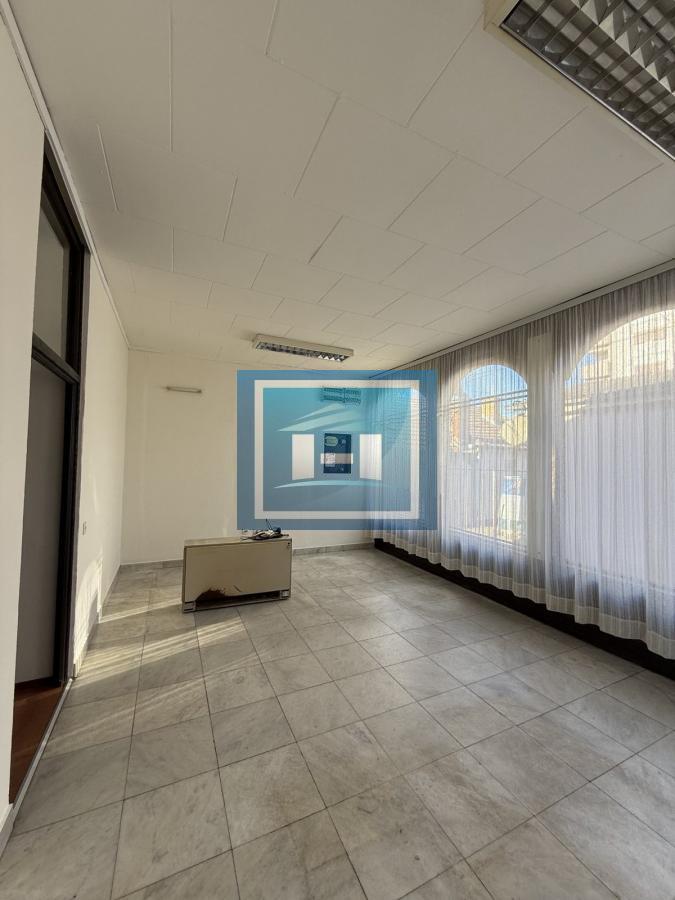 Na prodaju lokal u centru Ćuprije – idealan za vaš biznis!