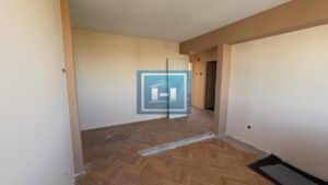 PRODAJE SE STAN U STROGOM CENTRU – DVOSTRANO ORIJENTISAN SA POGLEDOM NA CRKVU I CENTAR GRADA!