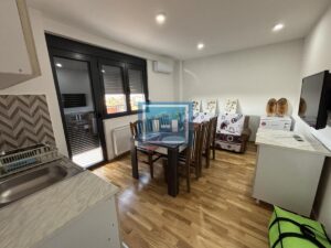 PRODAJE SE NAMEŠTEN STAN U LUKSUZNOM KOMPLEKSU