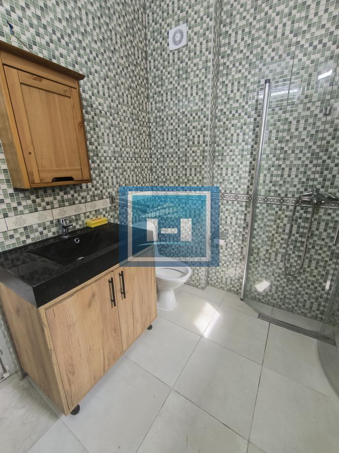 Na prodaju potpuno renovirana kuća od 153m² sa placem od 3,375 ari