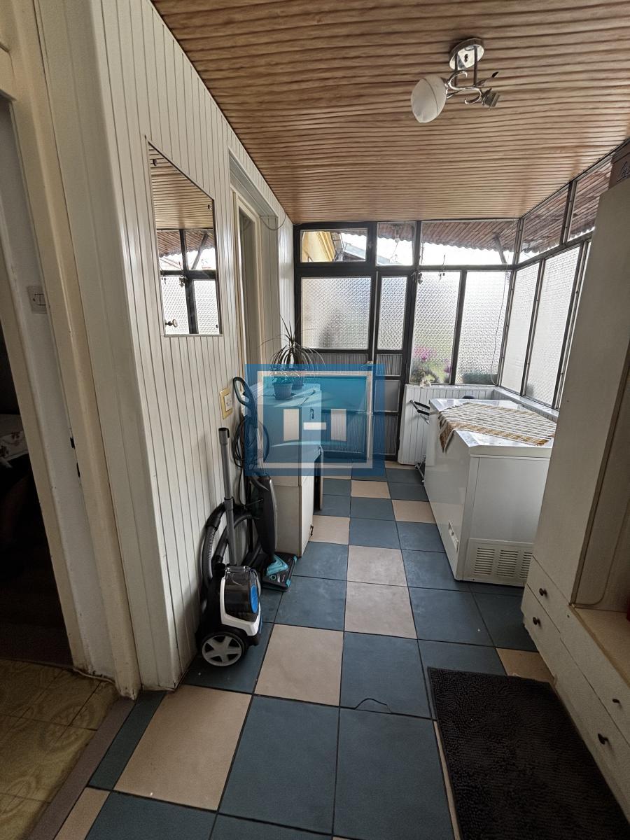 Manja, prizemna kuća