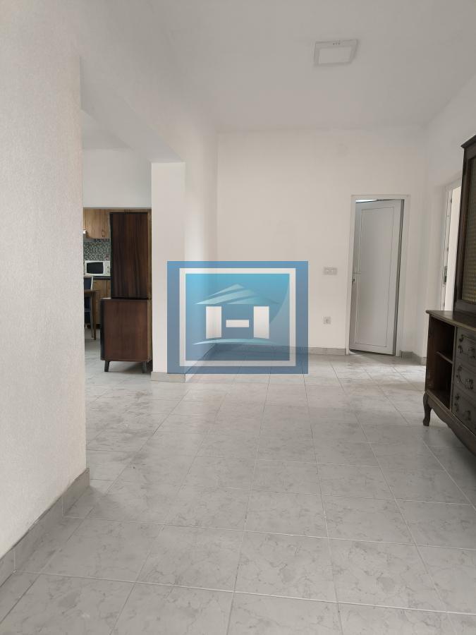 Na prodaju potpuno renovirana kuća od 153m² sa placem od 3,375 ari