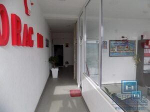 Na prodaju hala u Pojatu! Odlična investicija!