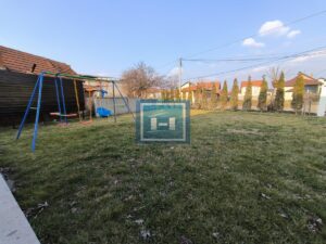 Kompletno nameštena moderna kuća u Ćupriji