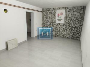 Na prodaju potpuno renovirana kuća od 153m² sa placem od 3,375 ari
