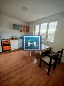 Prodaja dvoiposobnog stana