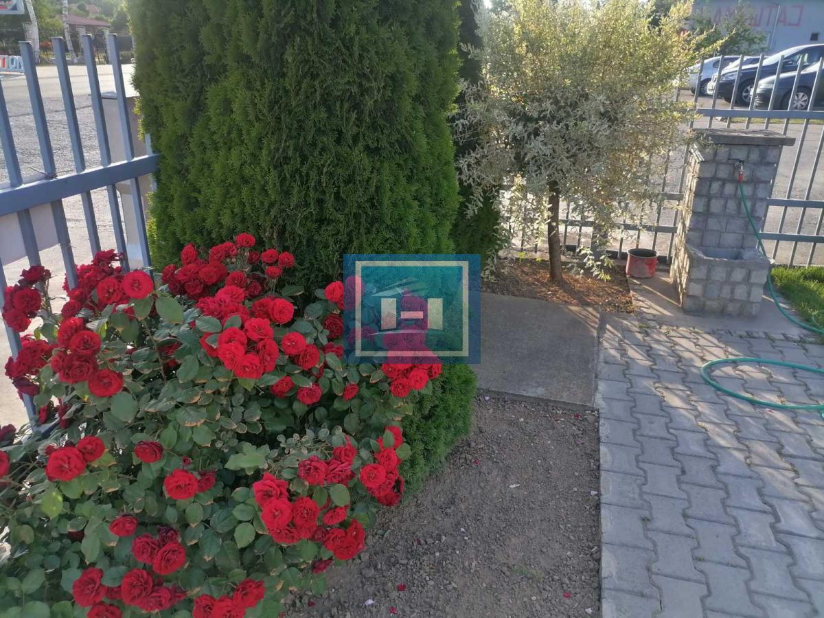IZDAJE SE POSLOVNO–SKLADIŠNI OBJEKAT –