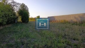 Velika parcela na Ribarskom putu