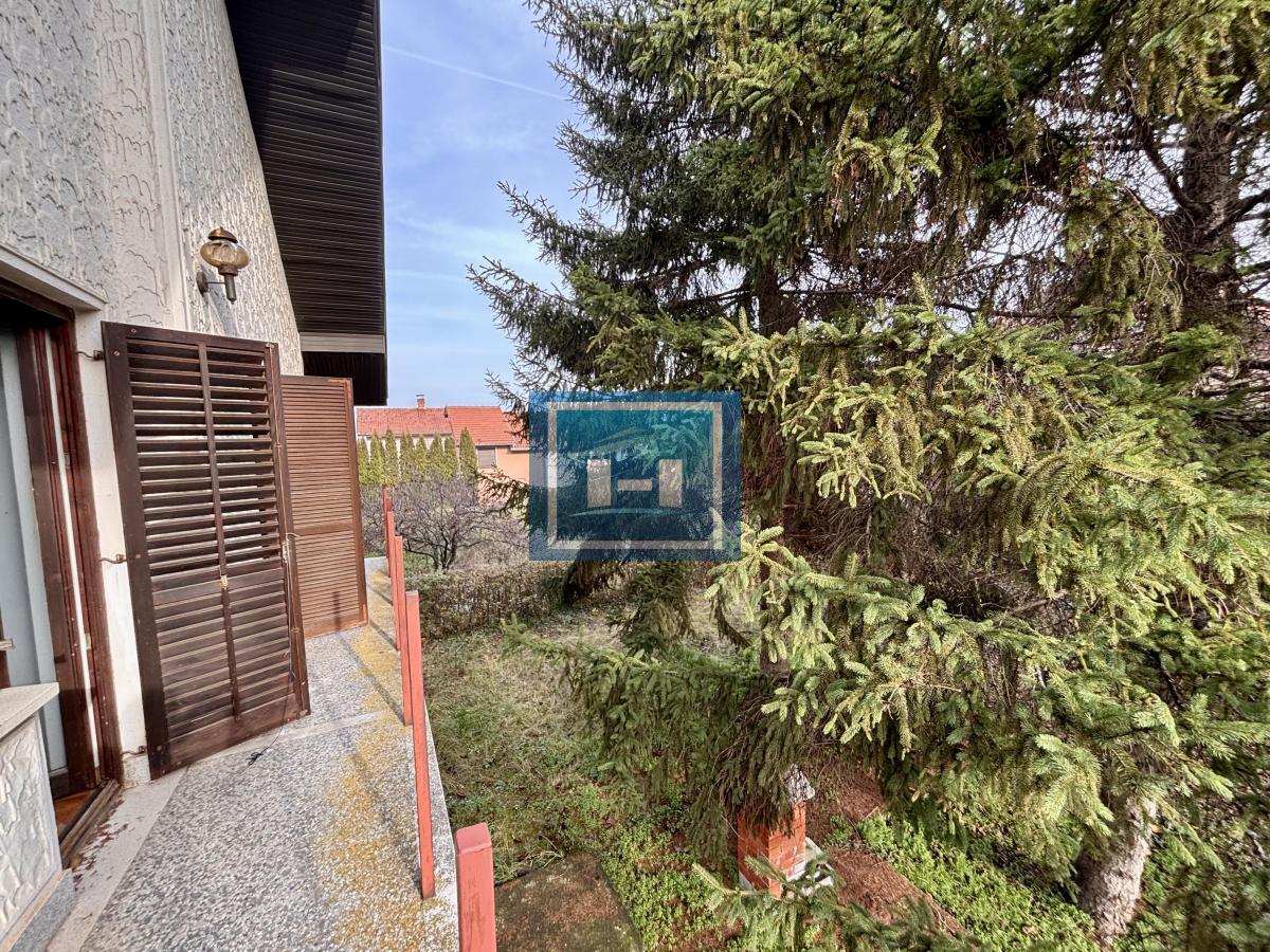 Povoljna šestosobna kuća na Budžinom brdu