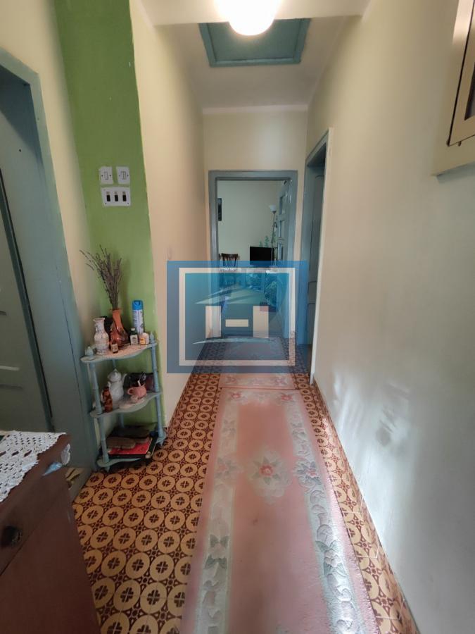 Useljiva porodična prizemna kuća na 2 km od grada