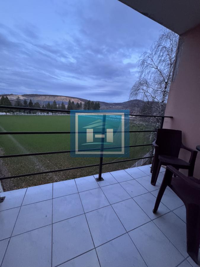 Na prodaju hotel od 1560m2 uu centru Despotovca