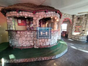 STAMBENO POSLOVNI OBJEKAT BIVŠI KAFIĆ DISKOTEKA FARAON SUPSKA