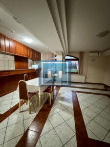 Na prodaju hotel od 1560m2 uu centru Despotovca