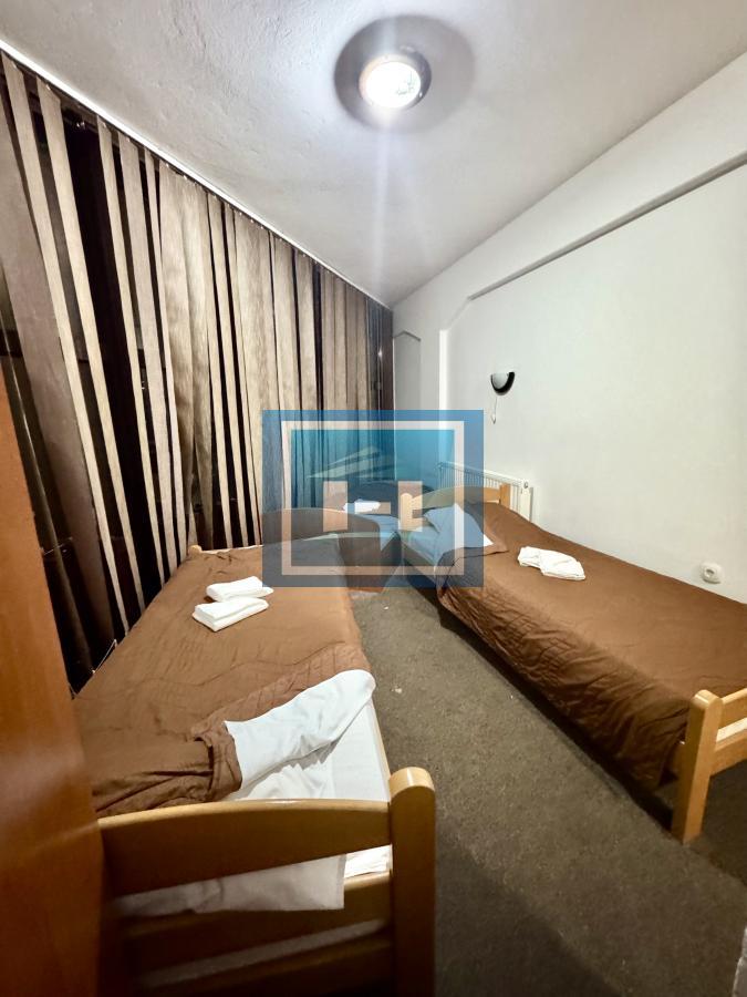 Na prodaju hotel od 1560m2 uu centru Despotovca